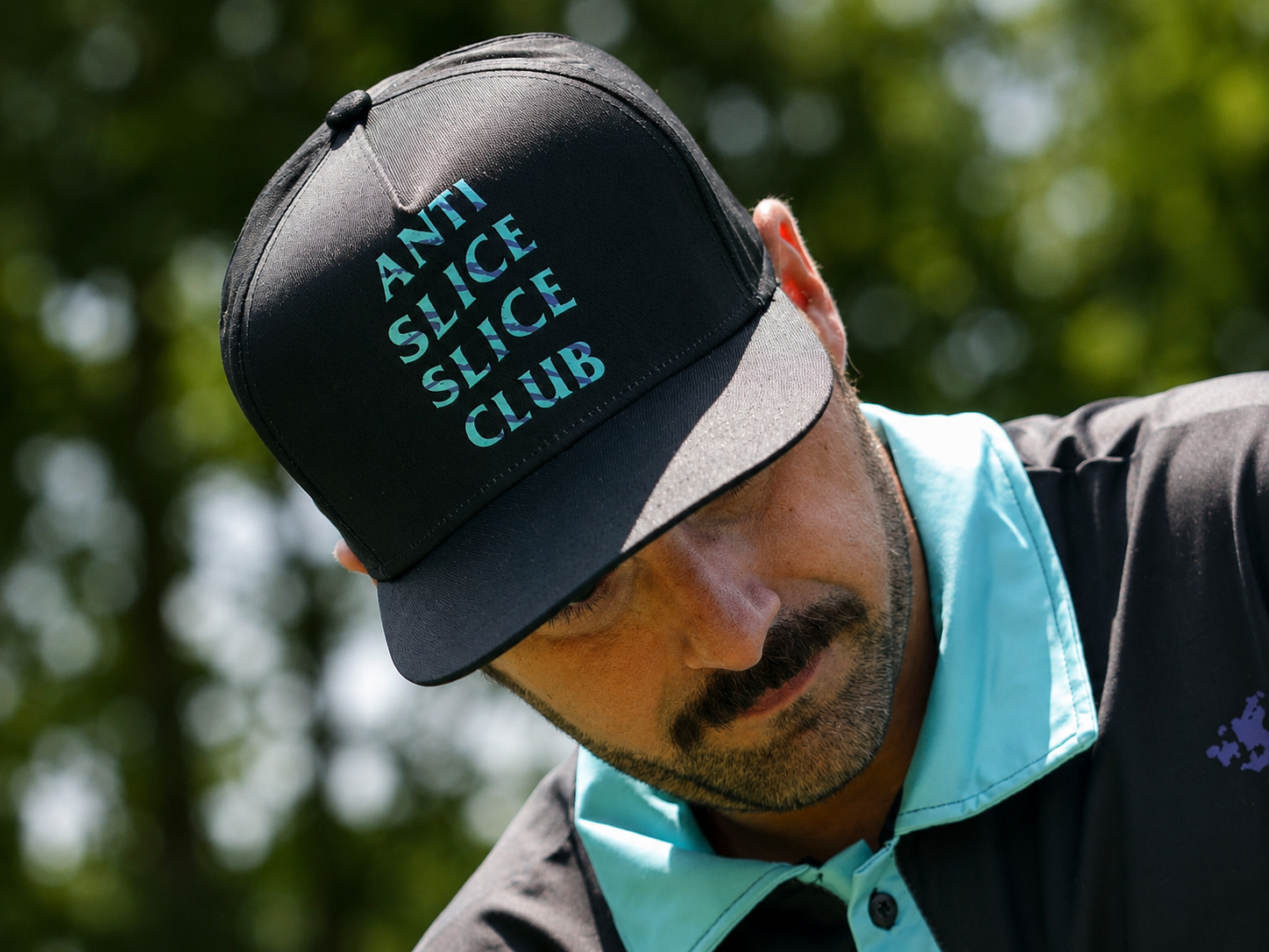 Yoycol Anti Slice Slice Club golf snapback hat featuring a stylish design, adjustable brim, and comfortable fit.